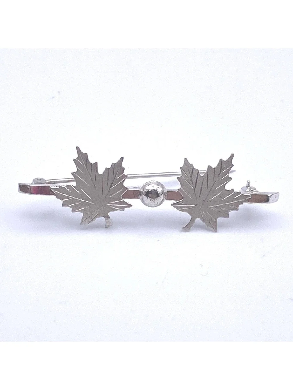 Vintage BOND BOYD Sterling Silver Maple Leaf Brooch, Bar Brooch.